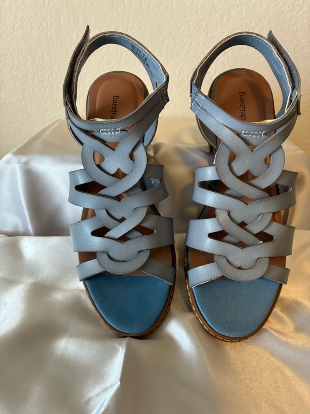 BareTraps Light Blue Gray Strappy Woven Sandals
